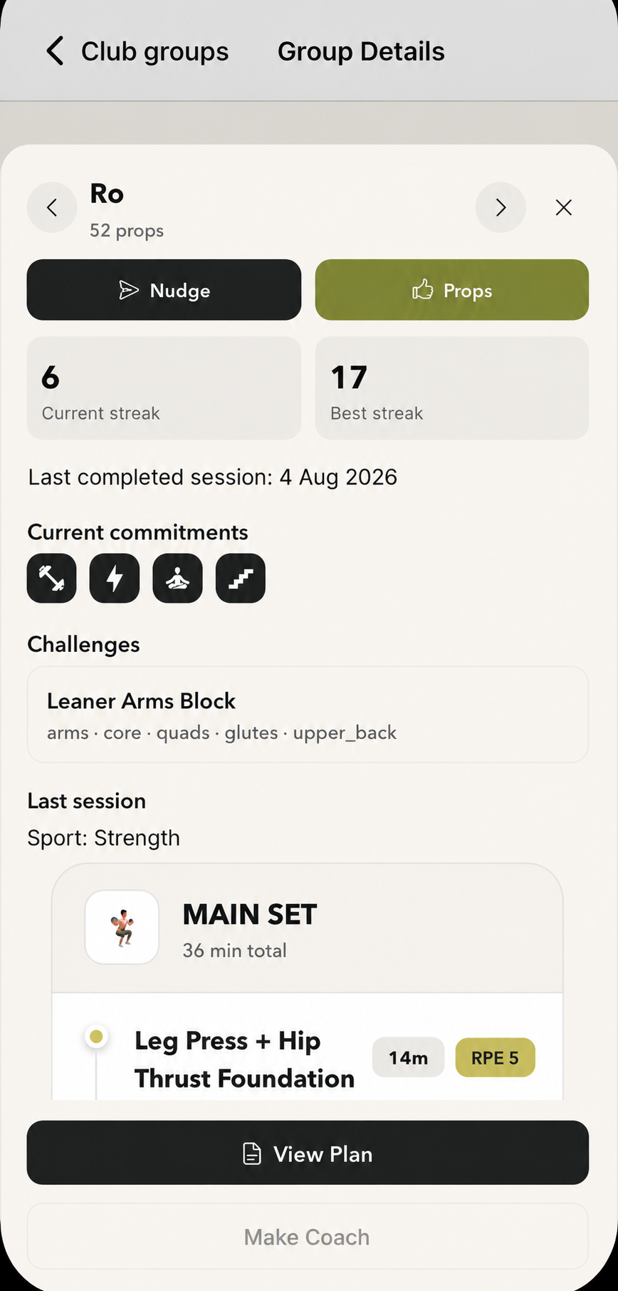 On Form Club group details showing a member’s streak, challenges and latest session.