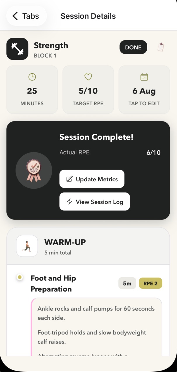 On Form Club completed strength session with actual effort, metrics and session log actions.